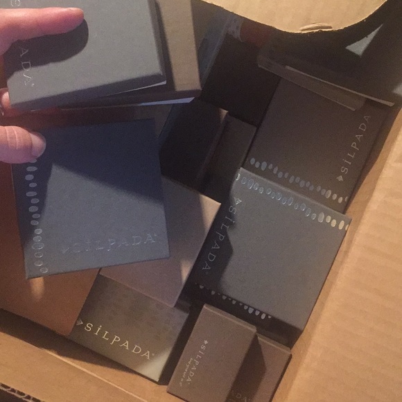 Boxes! - Picture 3 of 4